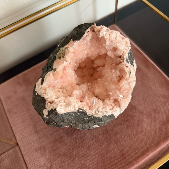 Pink Geode Crystal - Picture 2 of 3